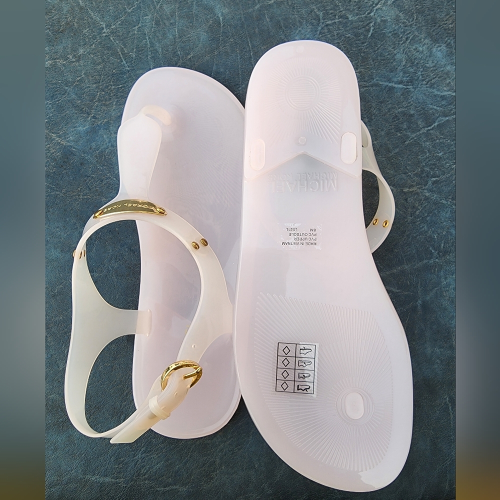 🦋 MICHAEL KORS Jelly Nameplate Sandals - Picture 3 of 5